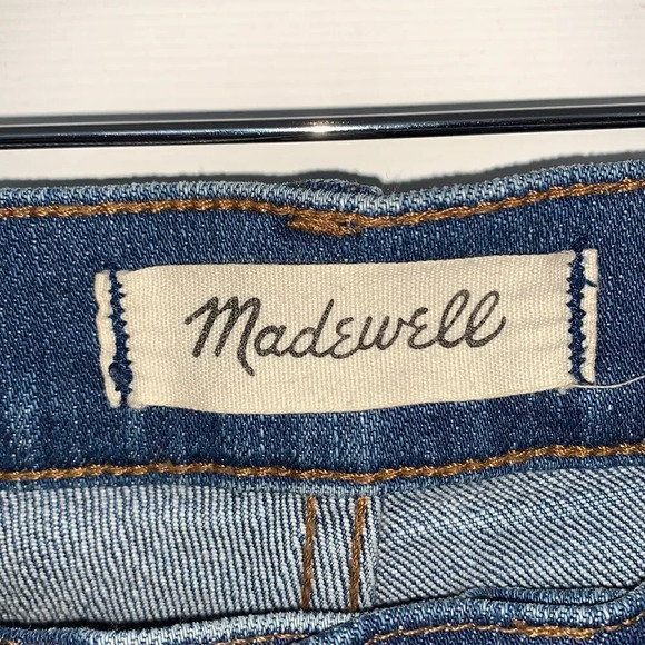 Madewell 9” High Rise Skinny Crop Distressed Jeans in Bruce - Picture 4 of 6